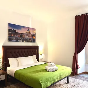 https://grand-geata.it-romehotels.com